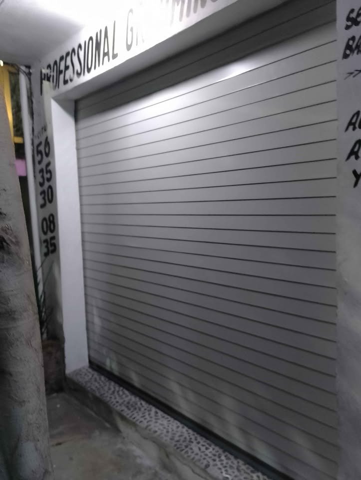 fabricación de cortinas metálicas en Playa del Carmen